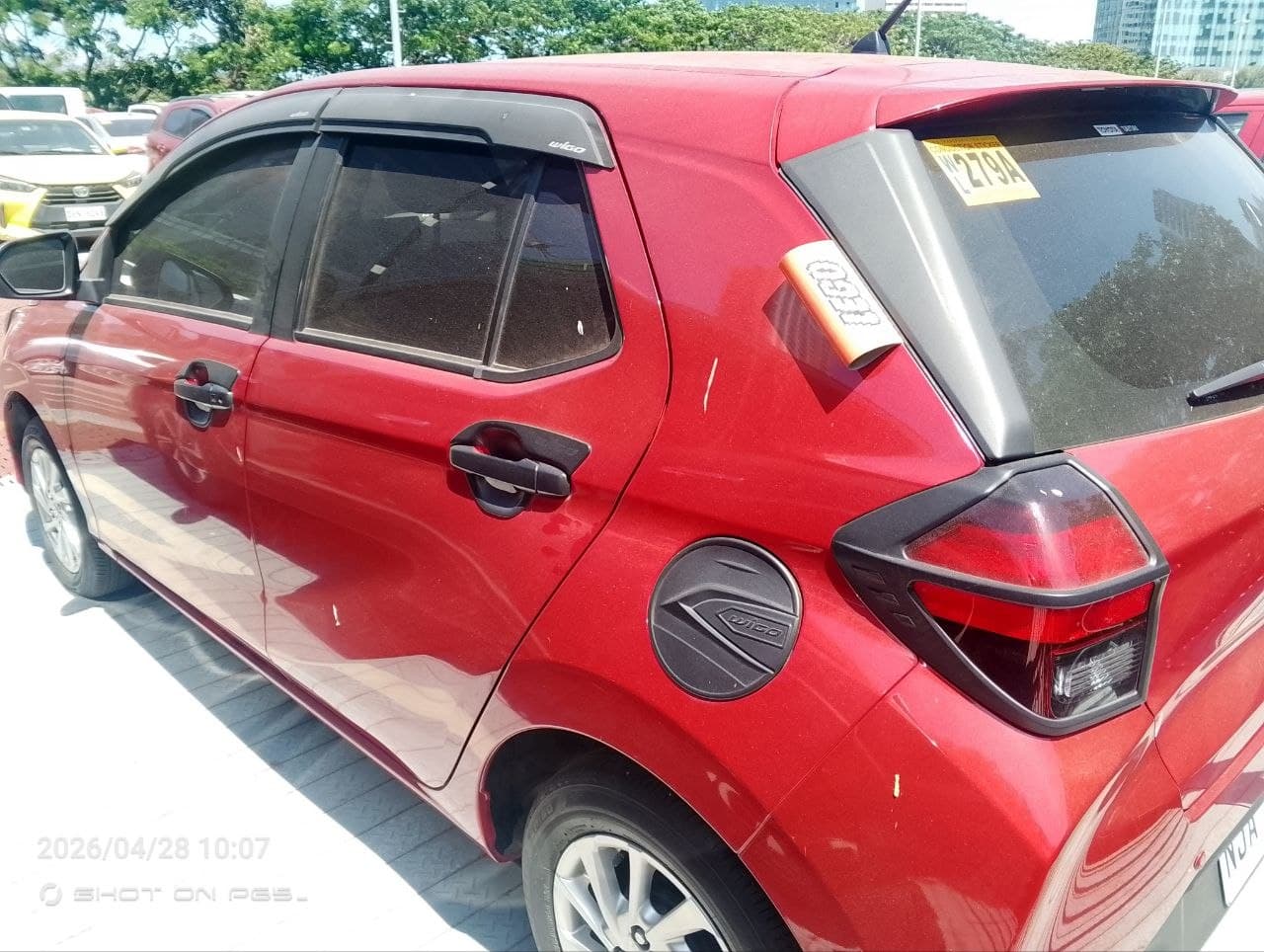 Car gallery image