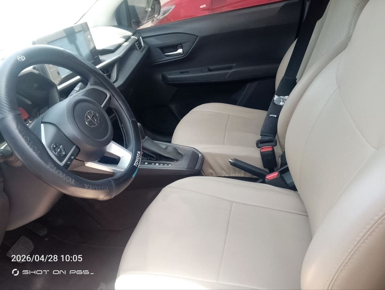 Car gallery image