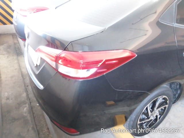 Car gallery image