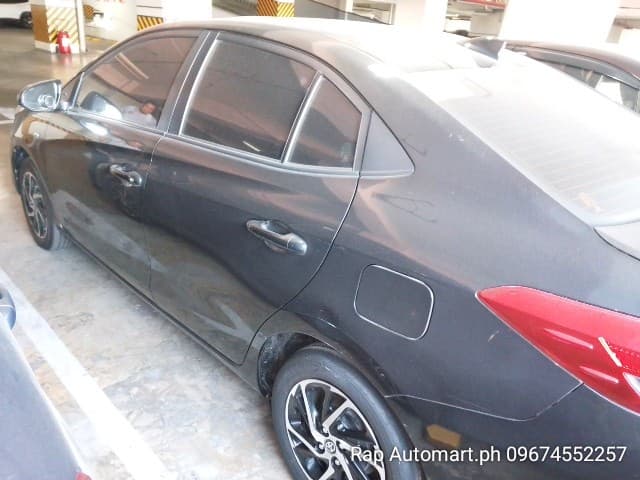Car gallery image