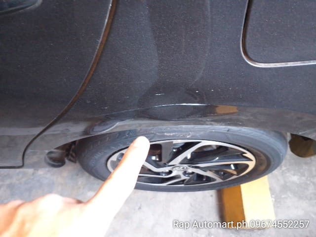 Car gallery image