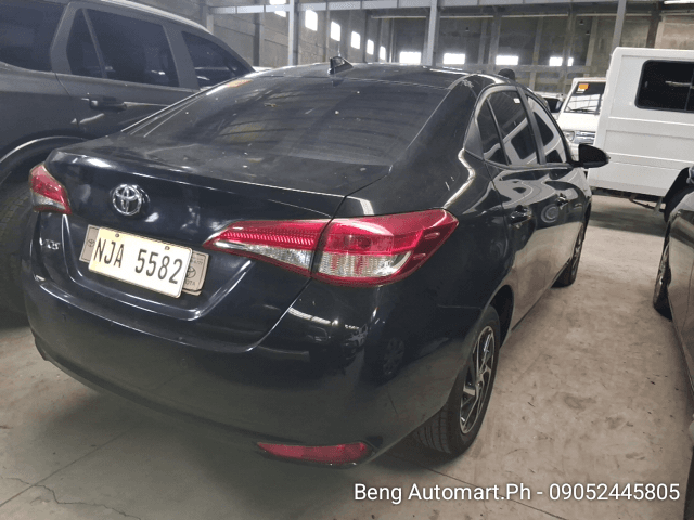 Car gallery image
