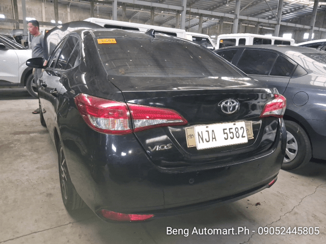 Car gallery image