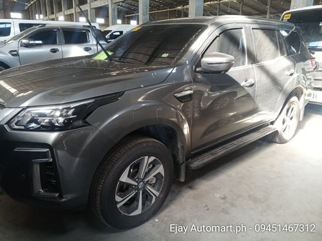 Car gallery image