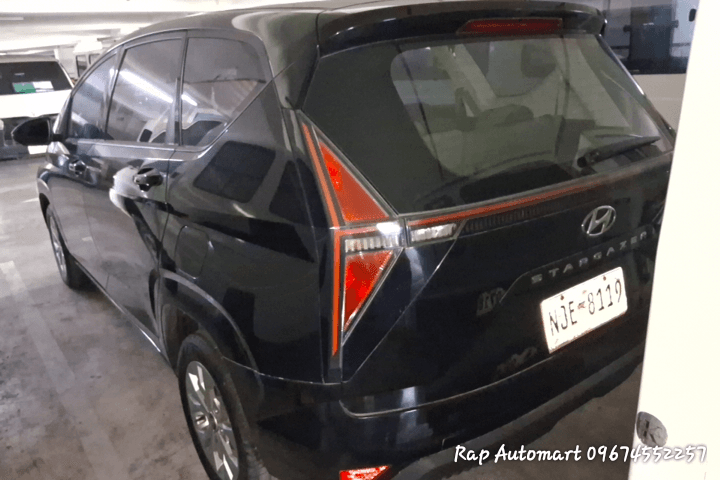 Car gallery image