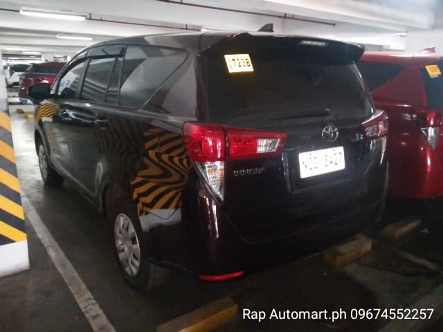 Car gallery image