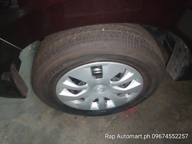 Car gallery image