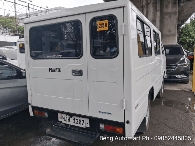 Car gallery image