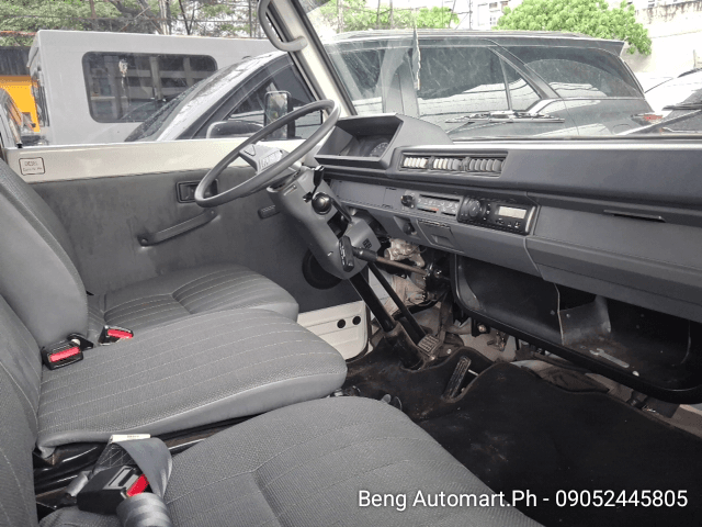 Car gallery image