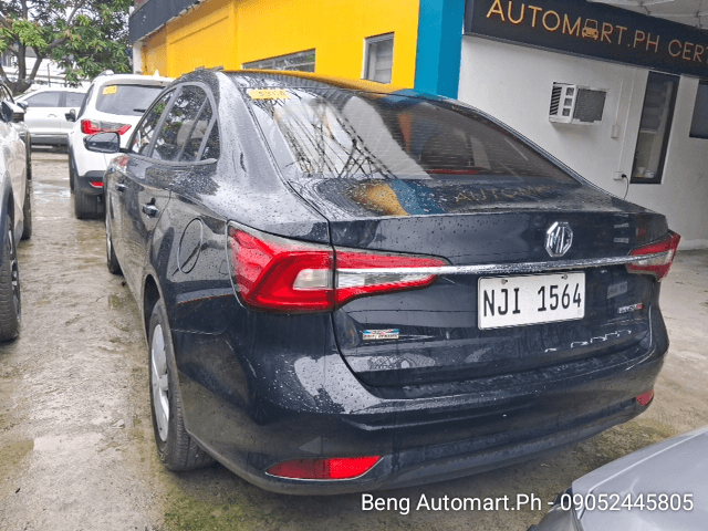 Car gallery image