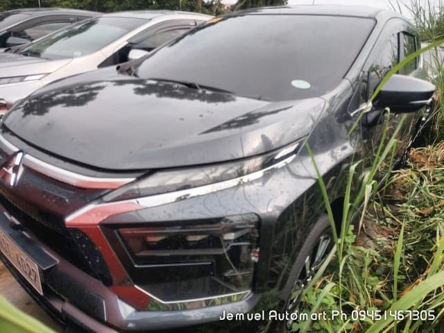 Car gallery image