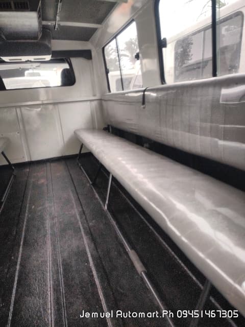 Car gallery image