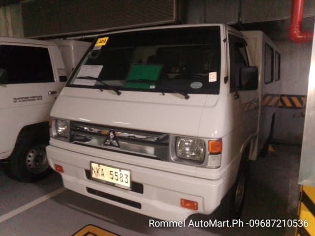 Car gallery image