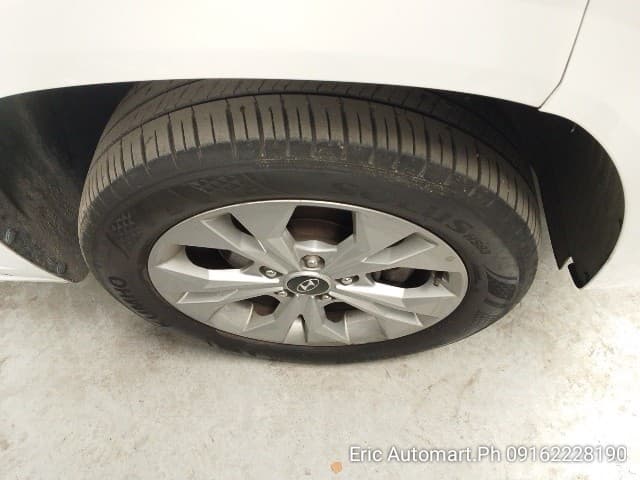 Car gallery image