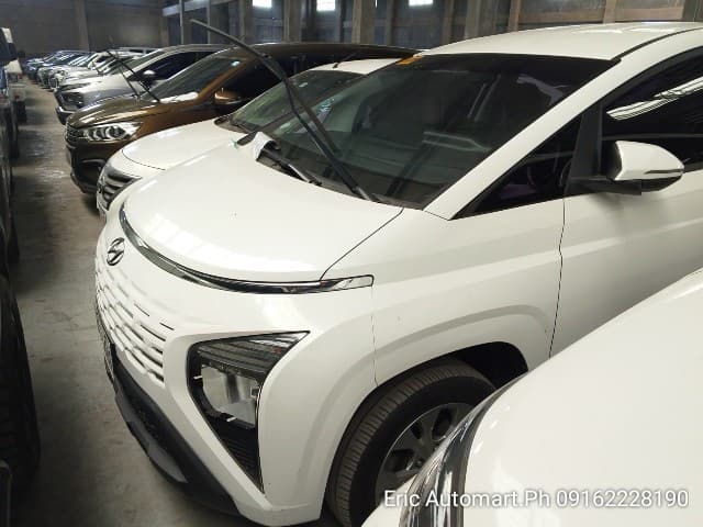 Car gallery image