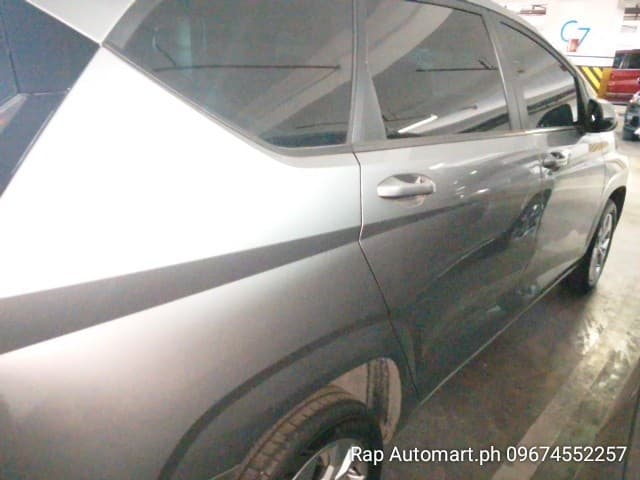 Car gallery image