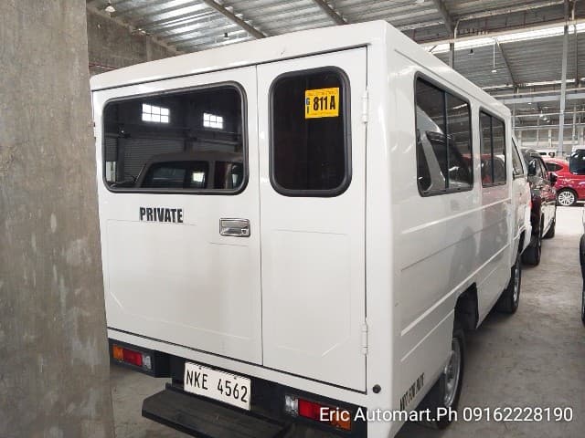 Car gallery image