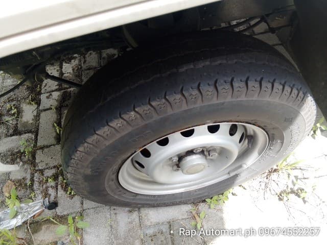 Car gallery image