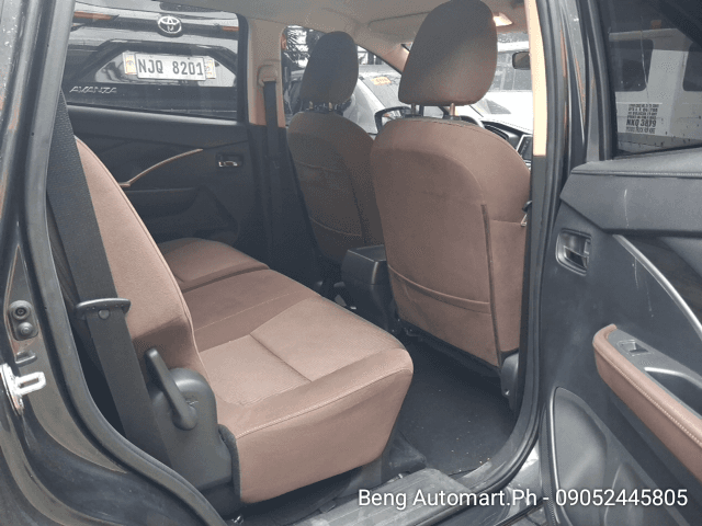 Car gallery image