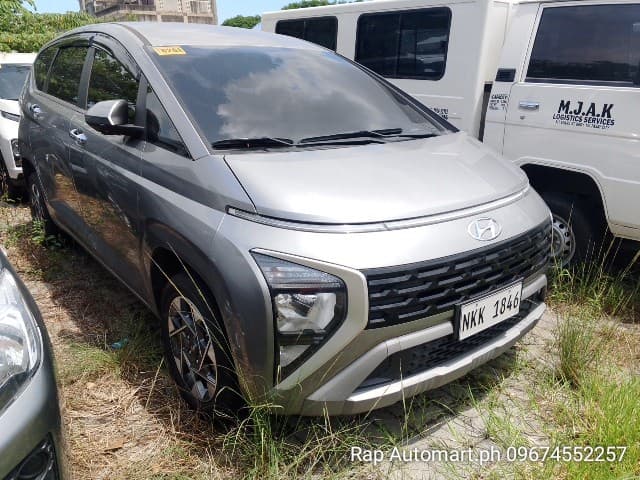 Car gallery image