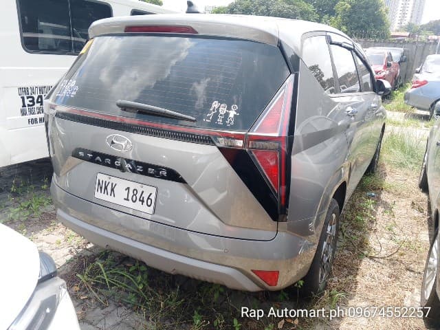 Car gallery image