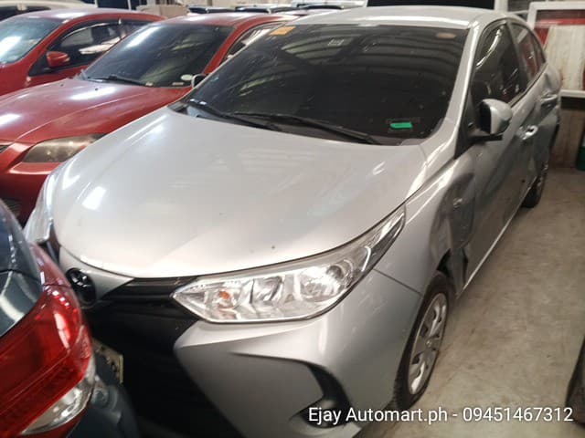 Car gallery image