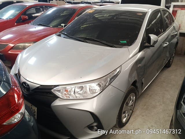 Car gallery image