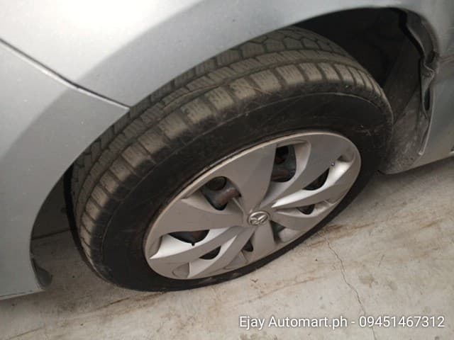 Car gallery image
