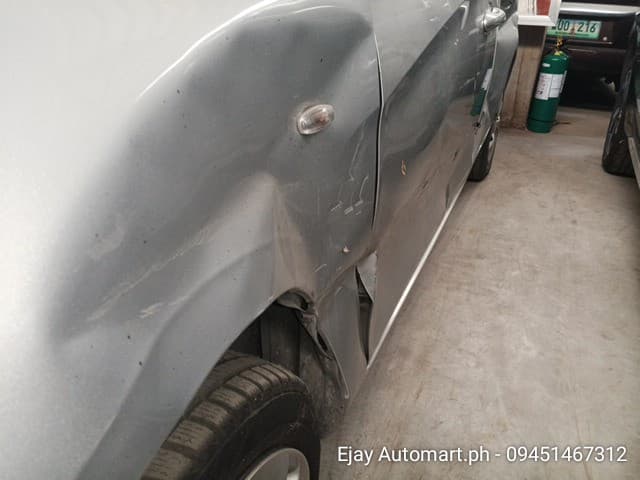 Car gallery image
