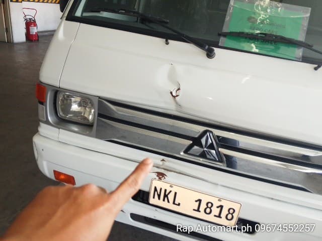Car gallery image