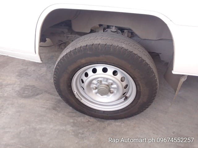 Car gallery image