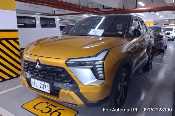 Car gallery image