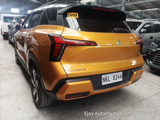 Car gallery image