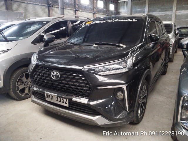 Car gallery image