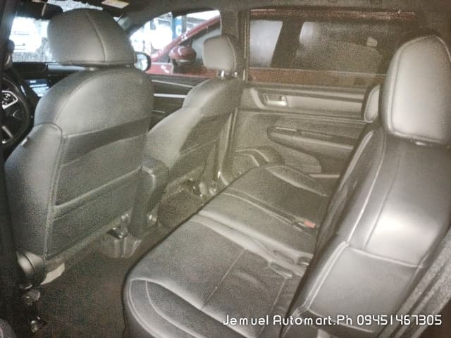 Car gallery image