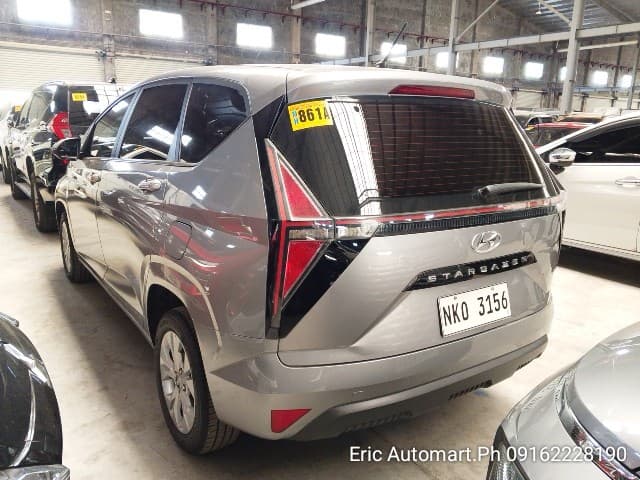 Car gallery image