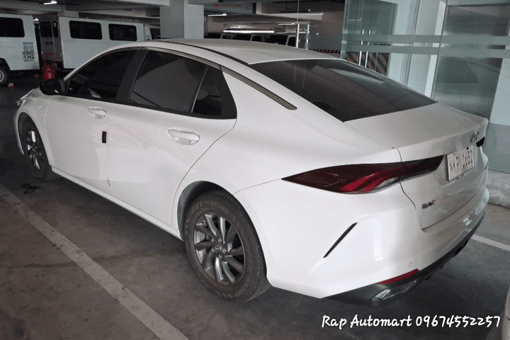 Car gallery image