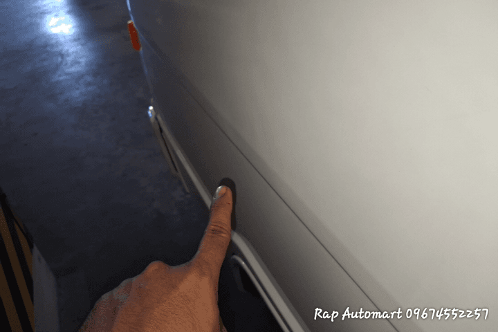 Car gallery image