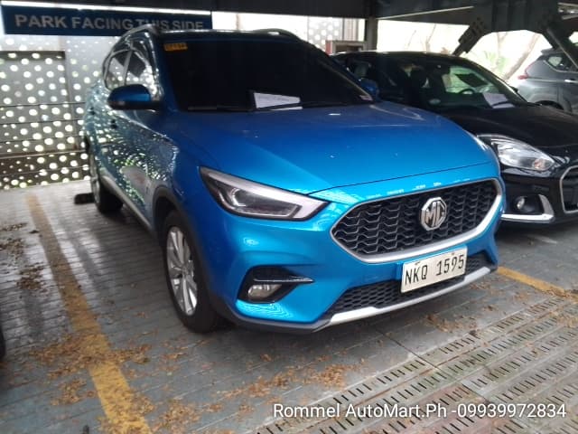 Car gallery image