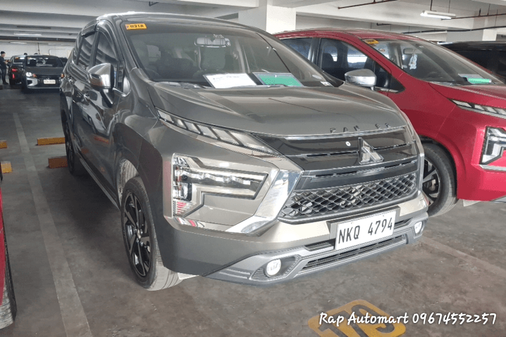 Car gallery image