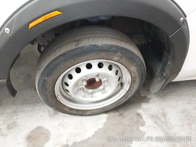 Car gallery image