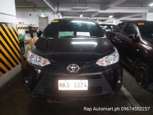 Car gallery image