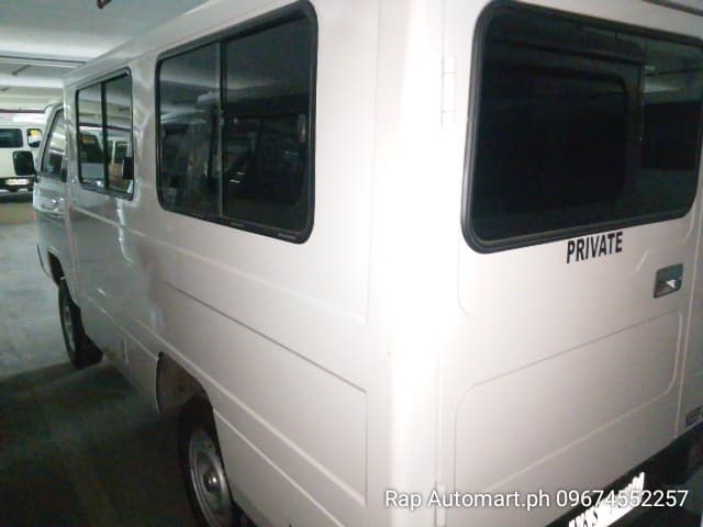 Car gallery image