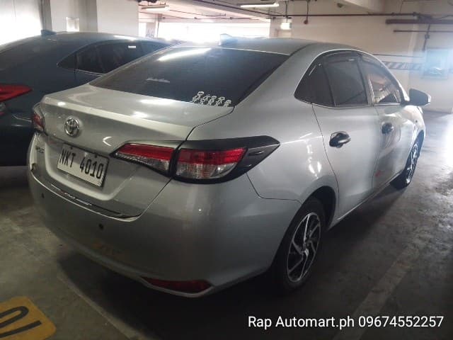 Car gallery image