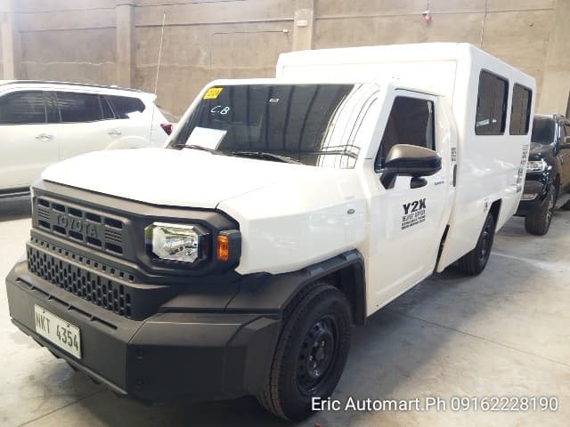 Car gallery image
