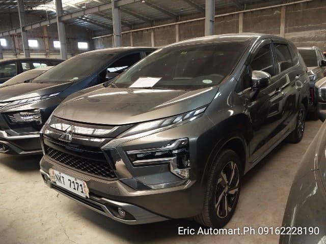 Car gallery image