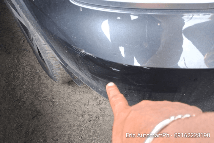 Car gallery image