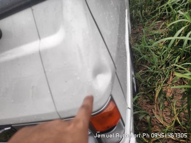 Car gallery image