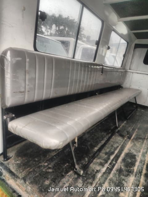 Car gallery image