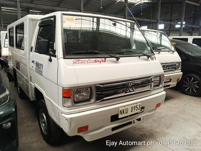 Car gallery image